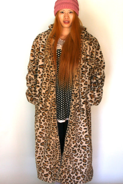 US三軒茶屋Fake Fur White Leopard Shirt US三軒茶屋Fake Fur White Leopard Shirt - メルカリ