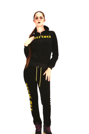 Women's black tracksuit ,casual wear sets with very soft and comfy fabric. 2 pieces sports wear with sparkle dragon embroidery  ,unique and stylish design .Long sleeves with banded cuffs and hoodie jackets , full length pants with adjustable drawstrings perfect for sports , running, shopping, traveling all outdoor activities. 