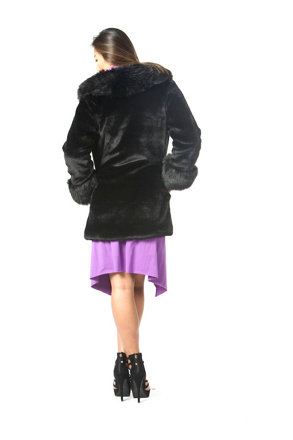 Luxury Black  Faux Fur Jacket Winter Warm Faux Fur Jacket EMW190013