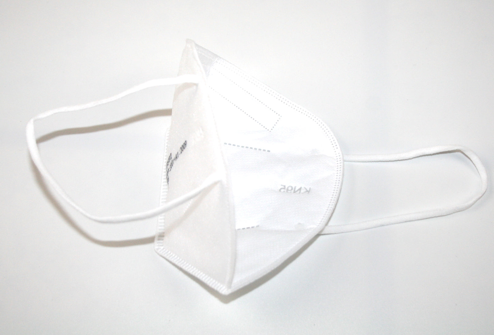 KN95 Mask White Coronavirus Face Mask  Face Cover 5pieces/Pack ITEM NO:EMF1