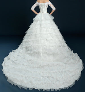 White bridal dress wedding dress long tail marriage  dress white princess dress 